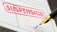 Quelles sont les conditions pour obtenir la suspension d’un contrat faisant l’objet d’un recours en annulation ?
