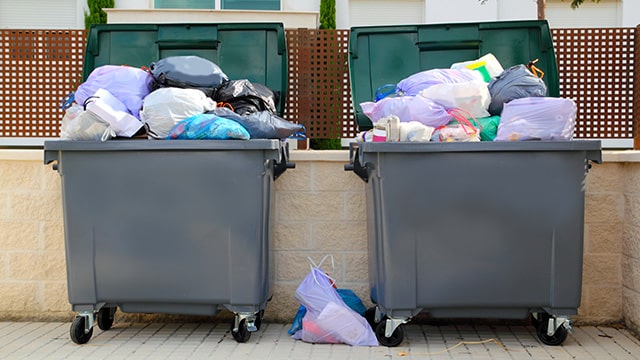 Toujours plus de déchets ménagers dans les poubelles des Français