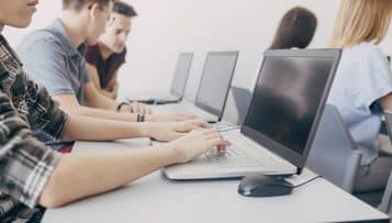 Sciences Po renforce son dispositif de recrutement dédié aux lycéens défavorisés