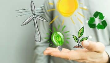 Jean Castex présente des appels d'offres pour amplifier le développement des énergies renouvelables