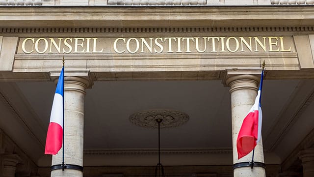 Le Conseil constitutionnel valide l’extension du “passe sanitaire”