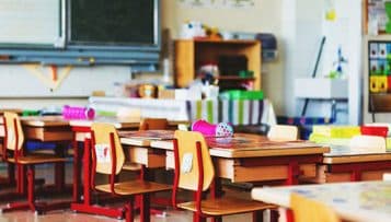 Covid-19 : un peu plus de 3 000 classes fermées, a indiqué Jean-Michel Blanquer