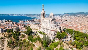 Sécurité, écoles, logement, transports : les principaux points du plan pour Marseille