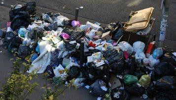 En pleine crise des poubelles, la métropole Aix-Marseille épinglée sur sa gestion des déchets