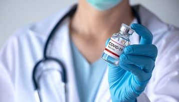 Vaccins Covid-19 : la 3e dose désormais ouverte aux soignants