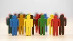 Accompagnement scolaire : lutter contre la précarité des AESH et des AED