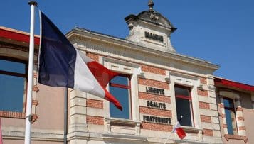 Violences contre les élus : 300 plaintes déposées, selon Gérald Darmanin