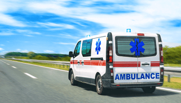 Transport sanitaire : "recentrer les dépenses" et "faire évoluer" le métier d'ambulancier