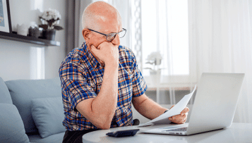 Pour les éloignés du numérique, le calvaire de l'accès aux services publics