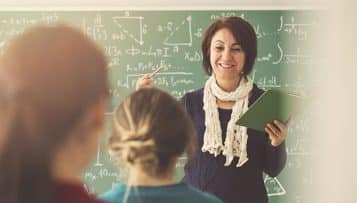 Plus de 9 600 élèves ukrainiens actuellement scolarisés en France