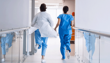 Hôpital : Emmanuel Macron lance une mission express sur les difficultés des urgences