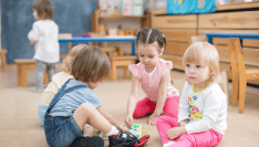 Petite enfance et parentalité : les propositions de l'AMF