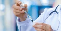 La HAS recommande de coupler les vaccinations contre la grippe et le Covid-19 en 2022
