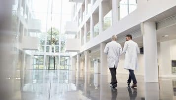 Hôpitaux : le maire de Reims, Arnaud Robinet, élu président de la FHF