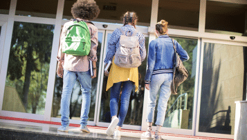 Collège : la technologie supprimée en 6e, les profs "en colère"