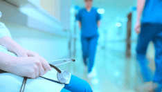 Hôpital : la moitié des soignants ne conseilleraient pas leur métier