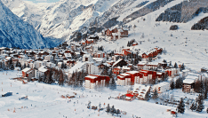 La station de ski, poumon économique dans les Pyrénées