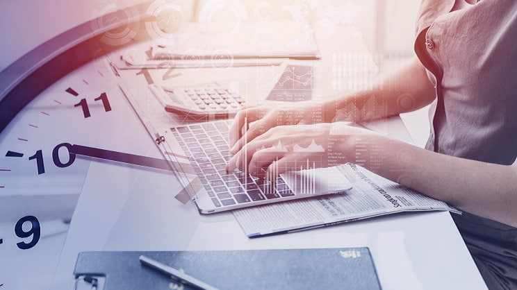 Fonction publique : le temps partiel et le sous-emploi concernent davantage les contractuels