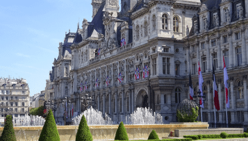 Face à la "crise" de la fonction publique, la mairie de Paris promeut le logement social
