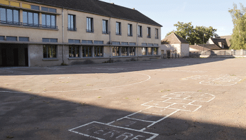 Éducation : 78 000 élèves scolarisés en moins dans le 1er degré à la rentrée 2024, selon le ministère