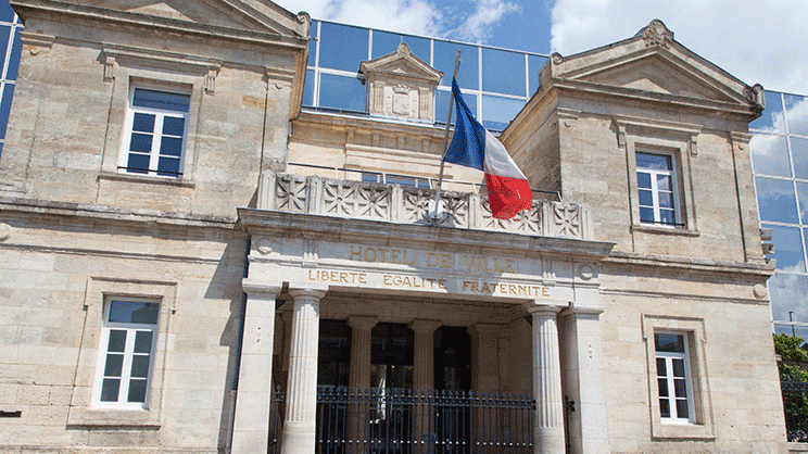 Rapport Vigouroux : vers une évolution du traitement des conflits d'intérêts des agents publics et des élus ?