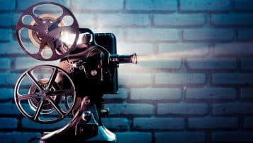 L'éducation au cinéma, "antidote" à l'addiction aux écrans, selon un rapport