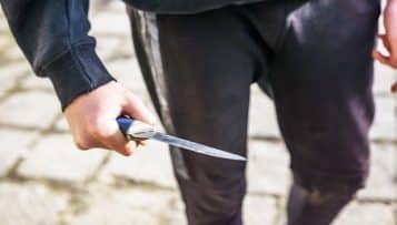 La vente d'armes blanches aux mineurs strictement interdite