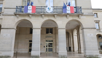 Pour lutter contre les déserts médicaux, la région Centre-Val de Loire salarie des médecins