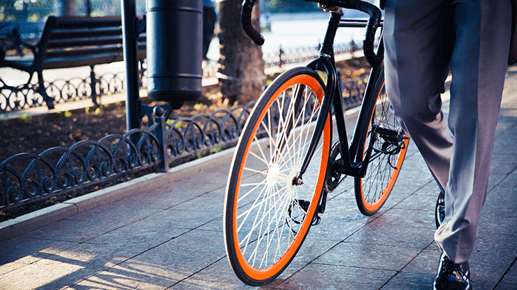 Contre les dangers de la sédentarité, marcher un peu toutes les 30 minutes est désormais recommandé