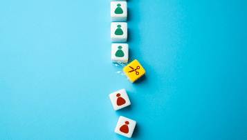 Dans le rouge, les départements coupent les aides aux communes et aux associations