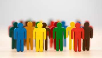 Un manuel pour aider les maires à engager un mandat accueillant