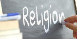 Le Défenseur des droits analyse les discriminations fondées sur la religion