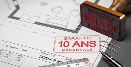 L'absence de production d'attestation d'assurance justifie la résiliation de droit du marché