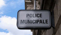 Les pouvoirs des policiers municipaux renforcés au Sénat