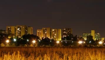 Politique de la ville : un cadre d'action "stabilisé" mais peu de moyens, alerte Ville et Banlieue