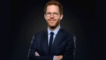 Saint-Denis : le maire ne doit pas écarter des agents pour des motifs politiques