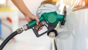 Dans la santé ou le social, la crainte d'être "exclu" des aides au carburant