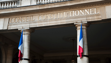 Quel impact de l'adoption de la loi sur la simplification de la vie économique sur le droit de la commande publique ?