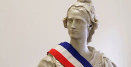 L'État fait un accueil républicain aux nouveaux maires