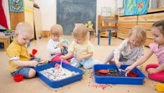 Micro-crèches : report d'un an du décret sur la qualité d'accueil