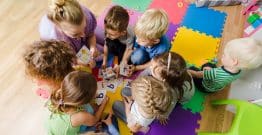 Un guide pour lancer le service public de la petite enfance