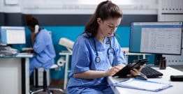En 20 ans, le nombre de salariés des établissements de santé a augmenté de 16 %