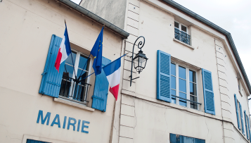 Face au choc démographique, les petites villes au défi d'adapter leurs politiques