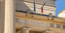 Quelles sont les conditions d'une mise en concurrence régulière entre un établissement public et une société privée ?
