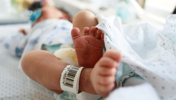 Congé supplémentaire de naissance : quels impacts concrets sur la carrière des agents publics ?