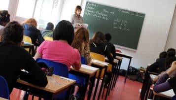 Les enseignants gagnaient en moyenne 3 090 euros en 2024, selon une étude de la Depp