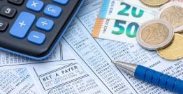 Budget 2027 : les fonctionnaires, à nouveau mis à contribution, dénoncent leur « appauvrissement »