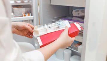 Les centres de vaccination gérés par les collectivités désormais soumis à habilitation par les ARS