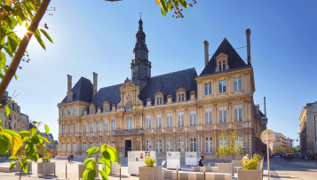 PLF 2027 : France urbaine appelle le Gouvernement à préserver l'investissement local