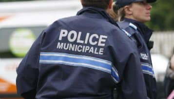 Maires de France : doter les policiers municipaux armés de gilets pare-balles